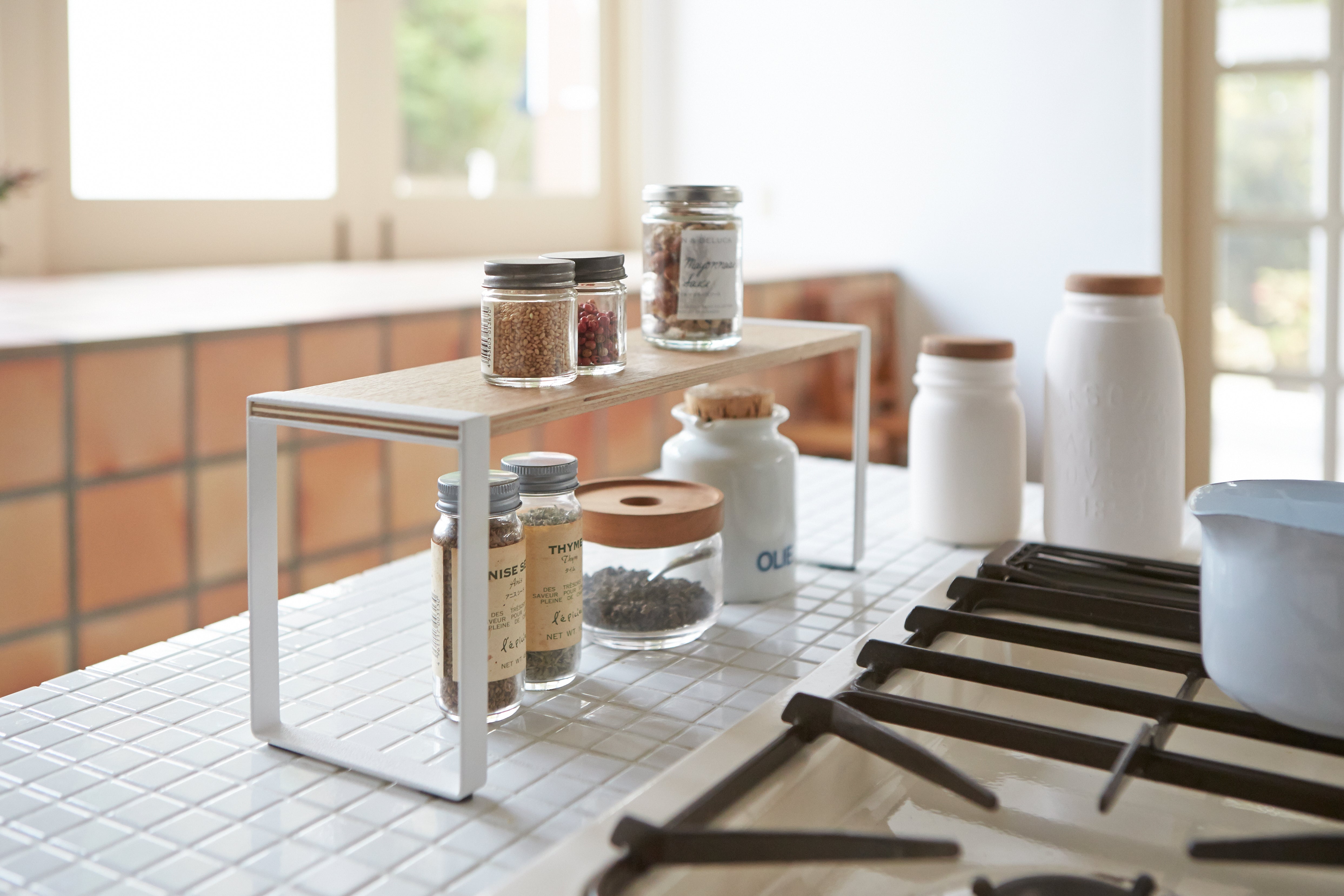 6 Minimalist Kitchen Organization Ideas to Maximize Counter Space 2025 ...