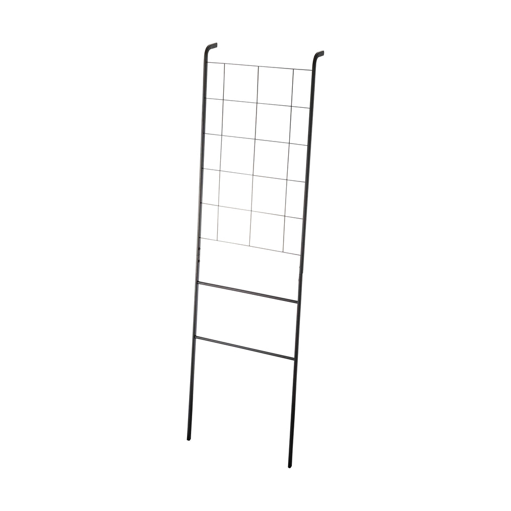 Leaning Ladder with Grid Panel (63