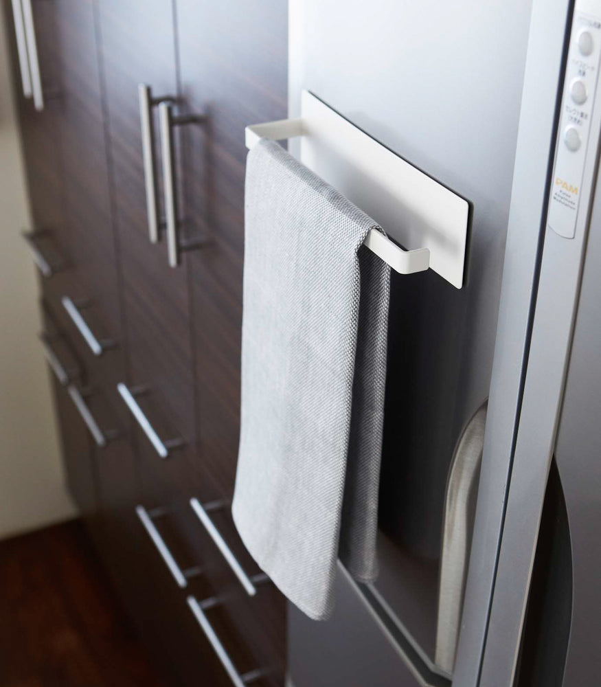 Yamazaki Home Magnetic Paper Towel Holder - Steel - Black